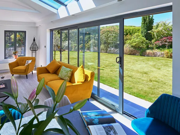 Aluminium Triple Track Sliding Doors